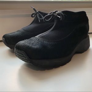 Women's Black Fur-Trimmed Shoes